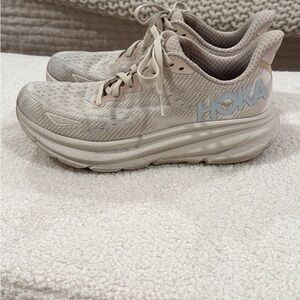 Hoka Women's Cream/Tan Clifton 9 Shoes
